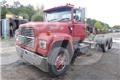 Ford L9000 Chassier
