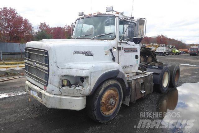 Ford L9000 Chassier
