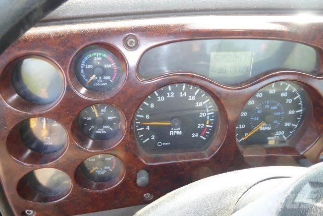 Mack CXN613 Chassier