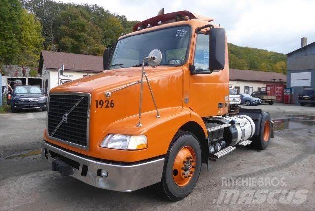 Volvo VNM42T Chassier