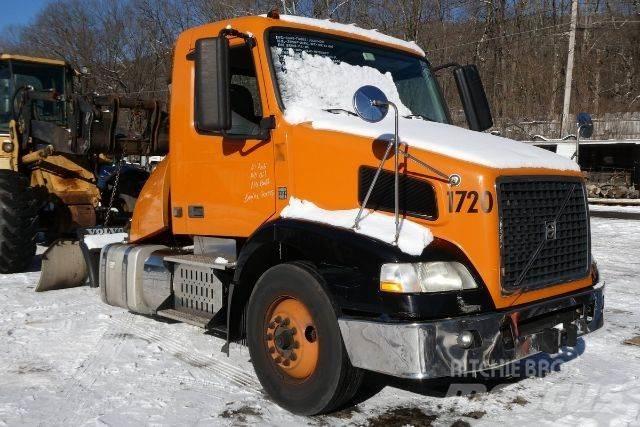 Volvo VNM42T Chassier