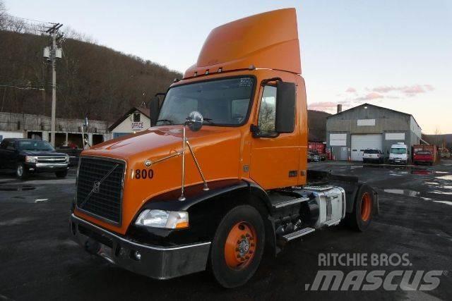 Volvo VNM42T Chassier