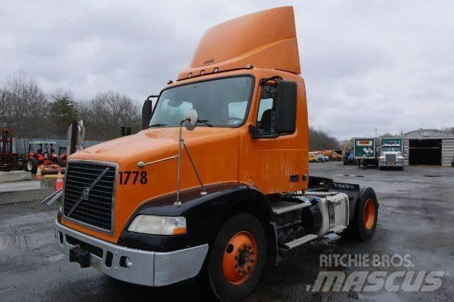 Volvo VNM42T Chassier