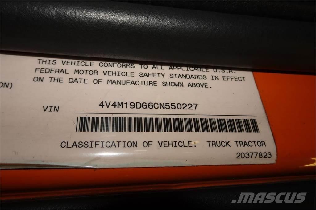 Volvo VNM42T Chassier