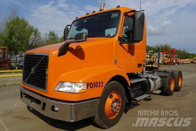Volvo VNM64T Chassier