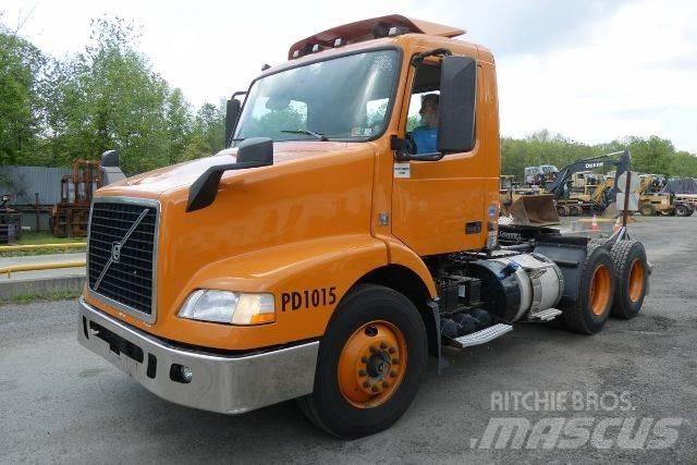 Volvo VNM64T Chassier