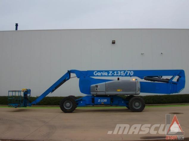 Genie Z-135/70 Bomliftar