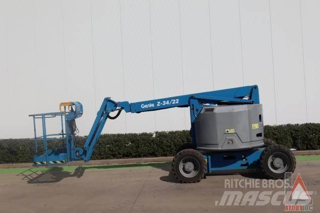Genie Z34-22RT Bomliftar