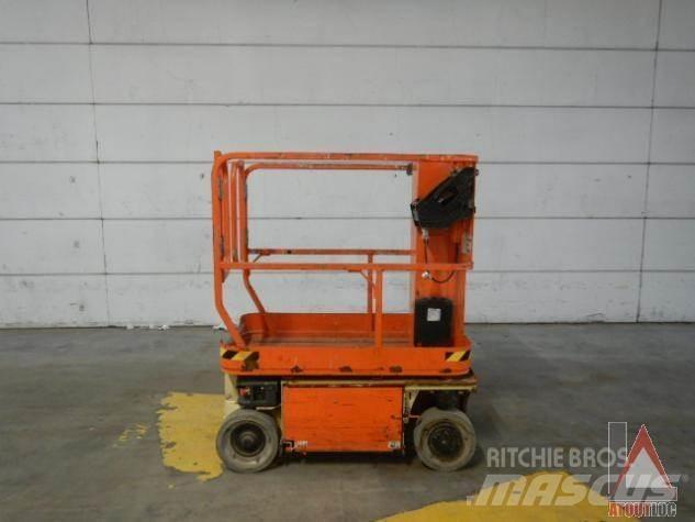 JLG 1230ES Bomliftar