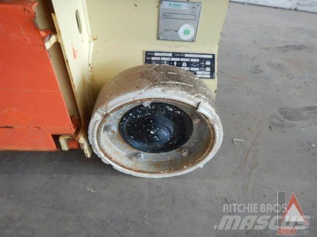JLG 1230ES Bomliftar