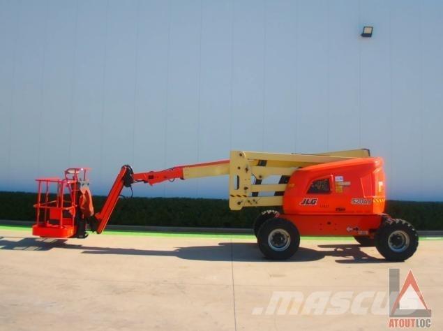 JLG 520AJ Bomliftar