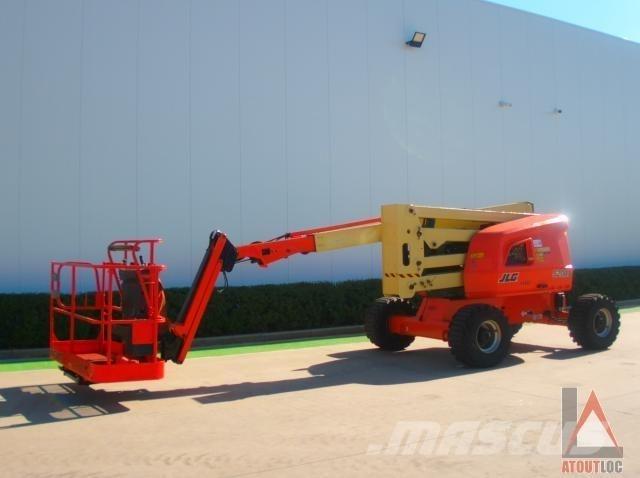 JLG 520AJ Bomliftar