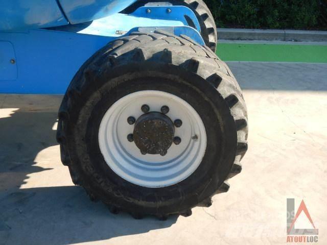 Manitou 200 ATJ Bomliftar