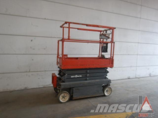 SkyJack SJ3219 Bomliftar