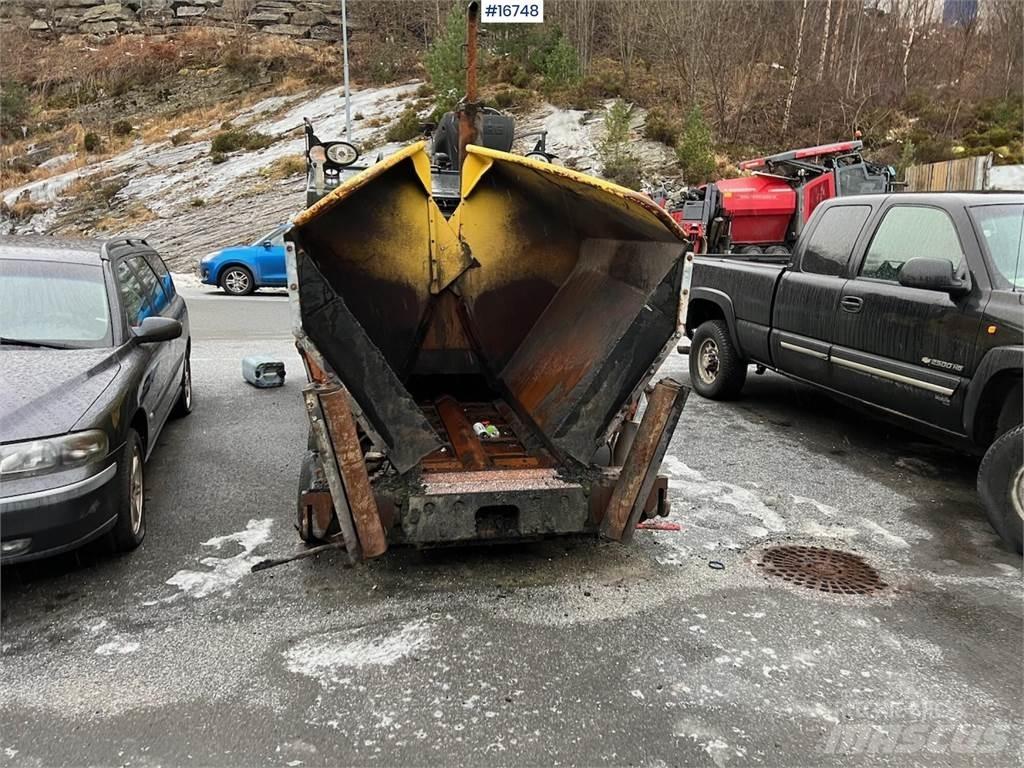 Bomag BF 300P Asfaltsläggningsmaskiner