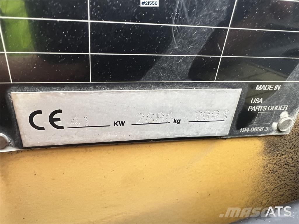 CAT 226 Kompaktlastare