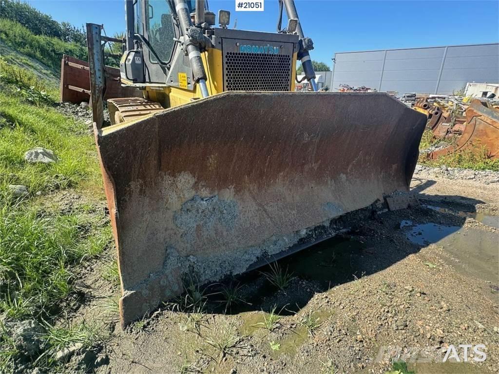 Komatsu D65EX Dozer Bandschaktare