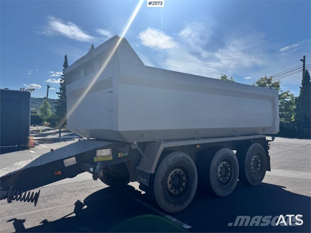 Maur Trailer. Tippsläp