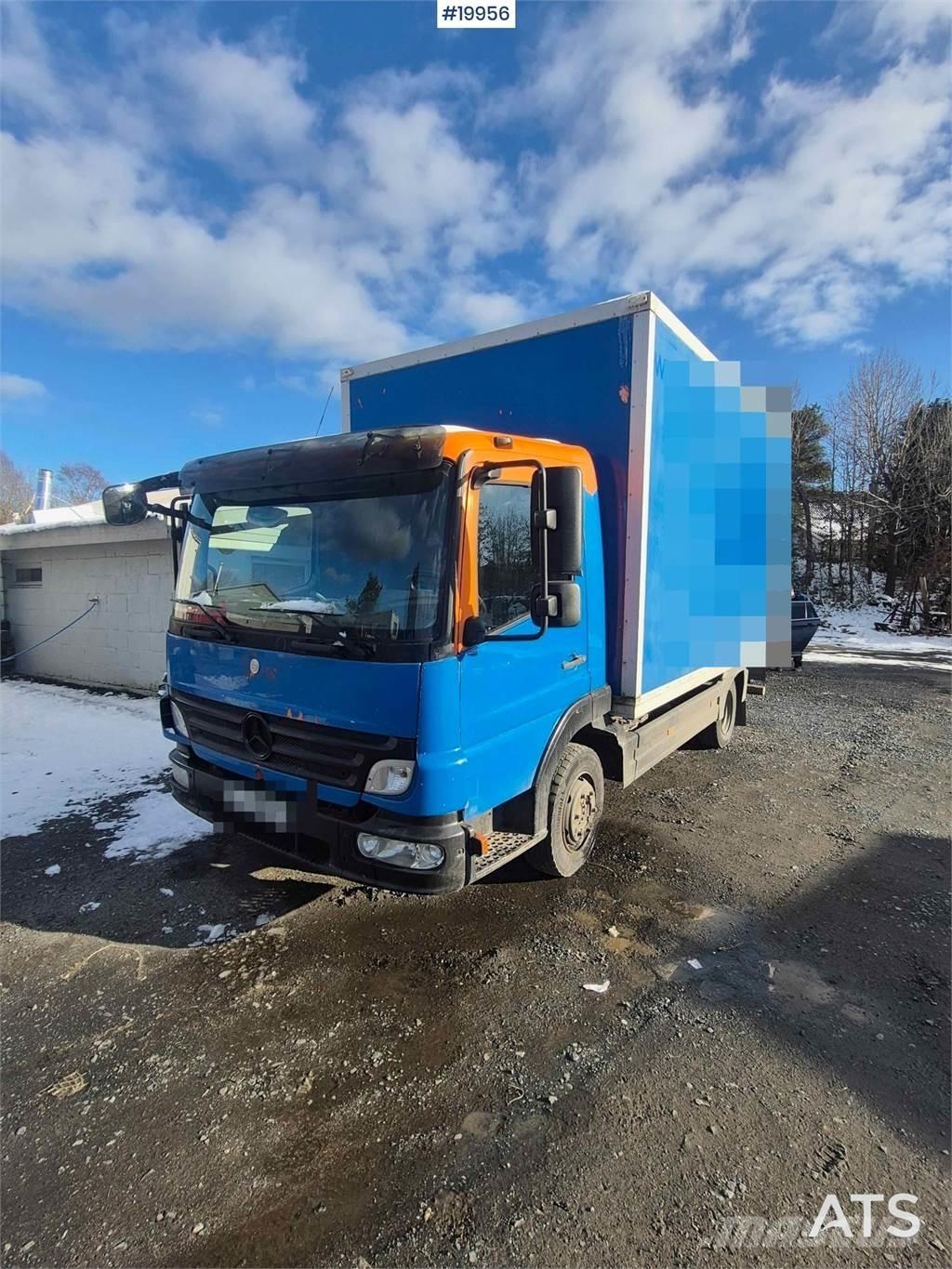 Mercedes-Benz 818 Skåpbilar