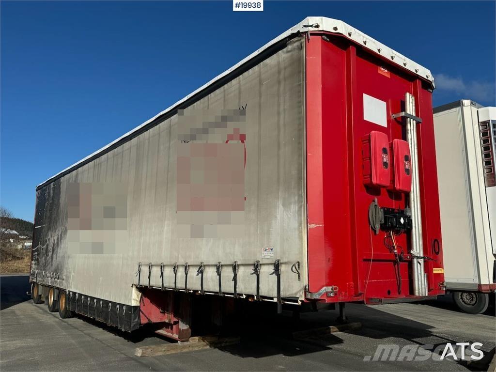 Pacton well trailer. Låg lastande semi trailer