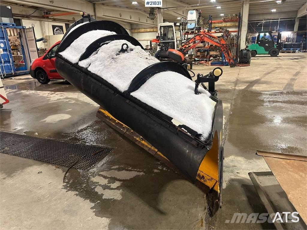 Tellefsdal D-plow Plogar