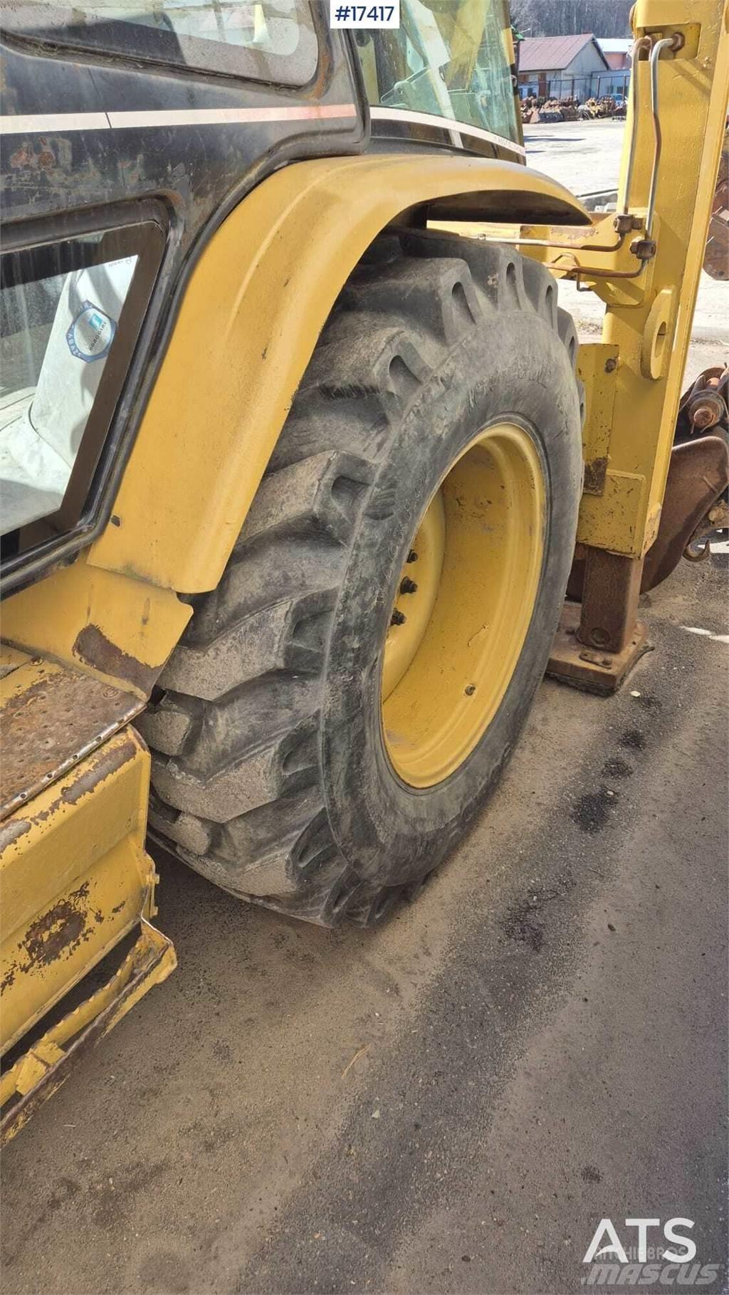 CAT 428D Grävlastare