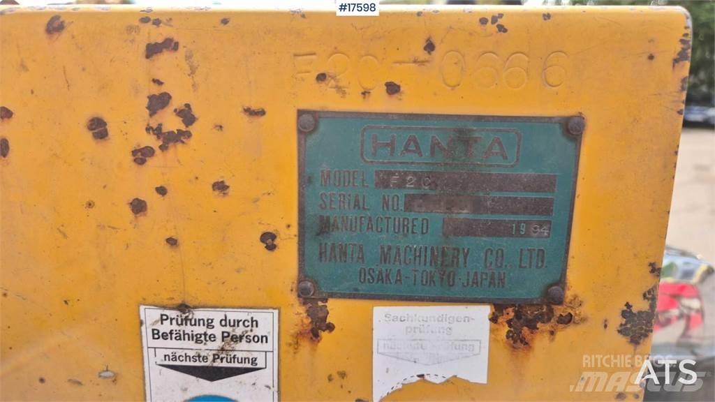 Dynapac Hanta F2C Asfaltsläggningsmaskiner