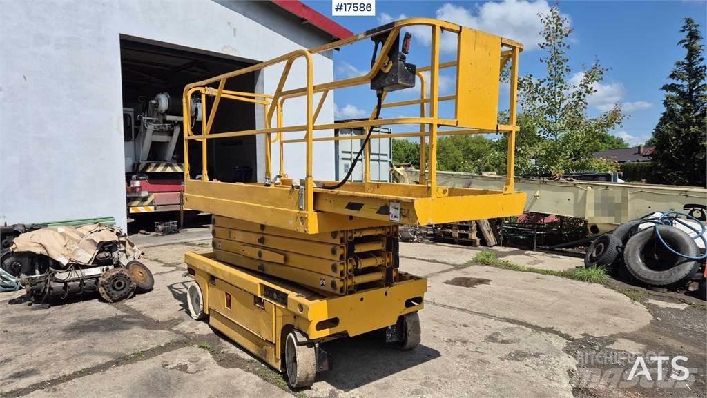 Haulotte Compact 12 Saxliftar