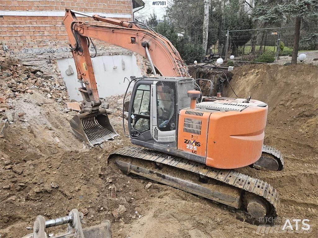 Hitachi ZX225 LC Bandgrävare