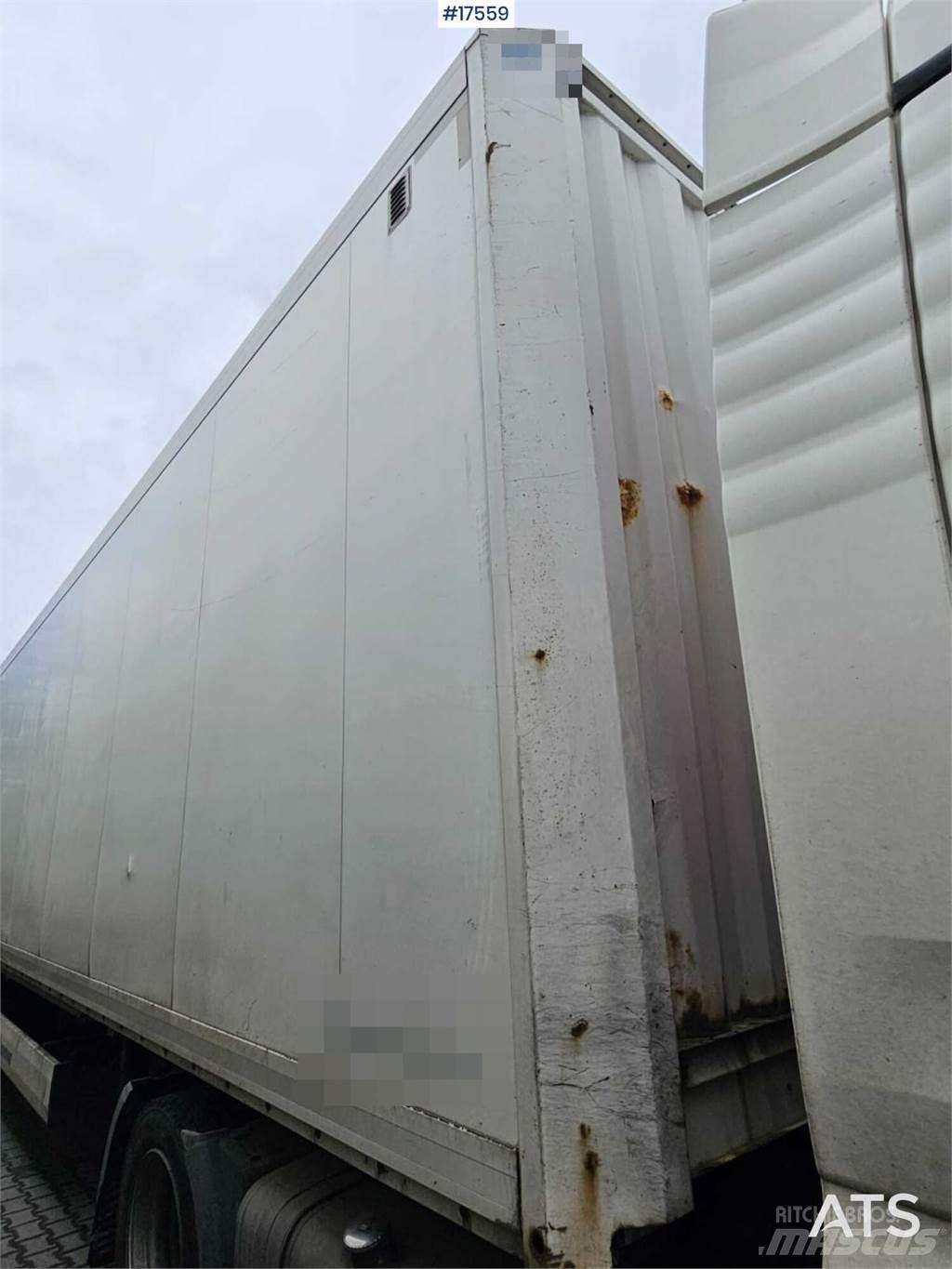 Krone SDK 27 Kapelltrailer