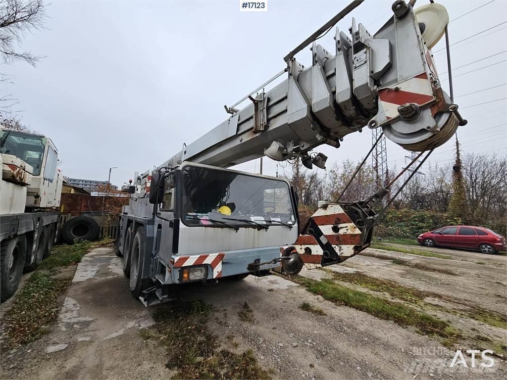 Liebherr 1050-1 Allterrängkranar