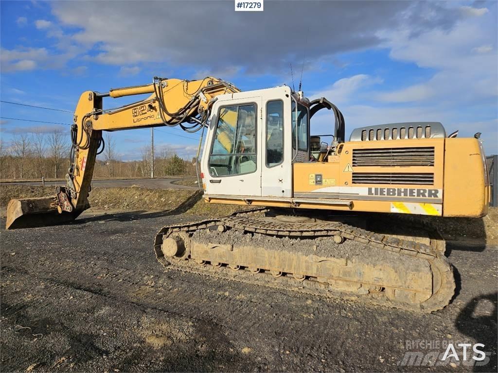 Liebherr R924 Bandgrävare