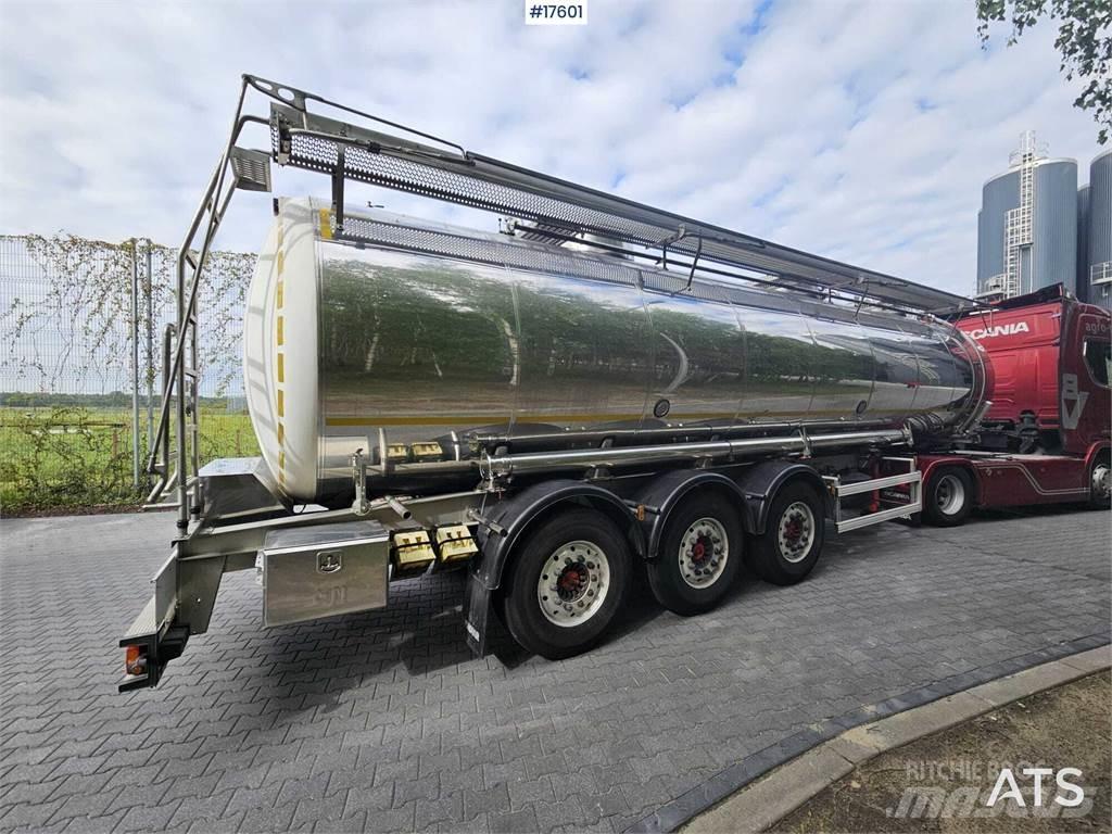 Magyar 6 Ms 2B6 07 Tanktrailer