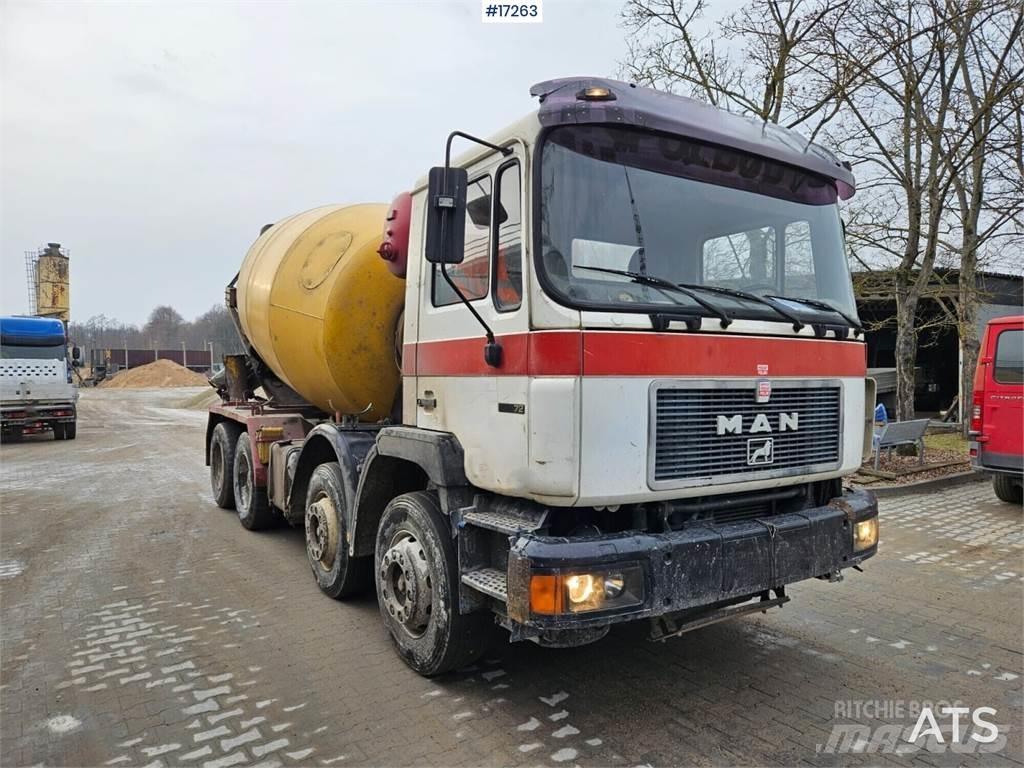 MAN F13 Cementbil