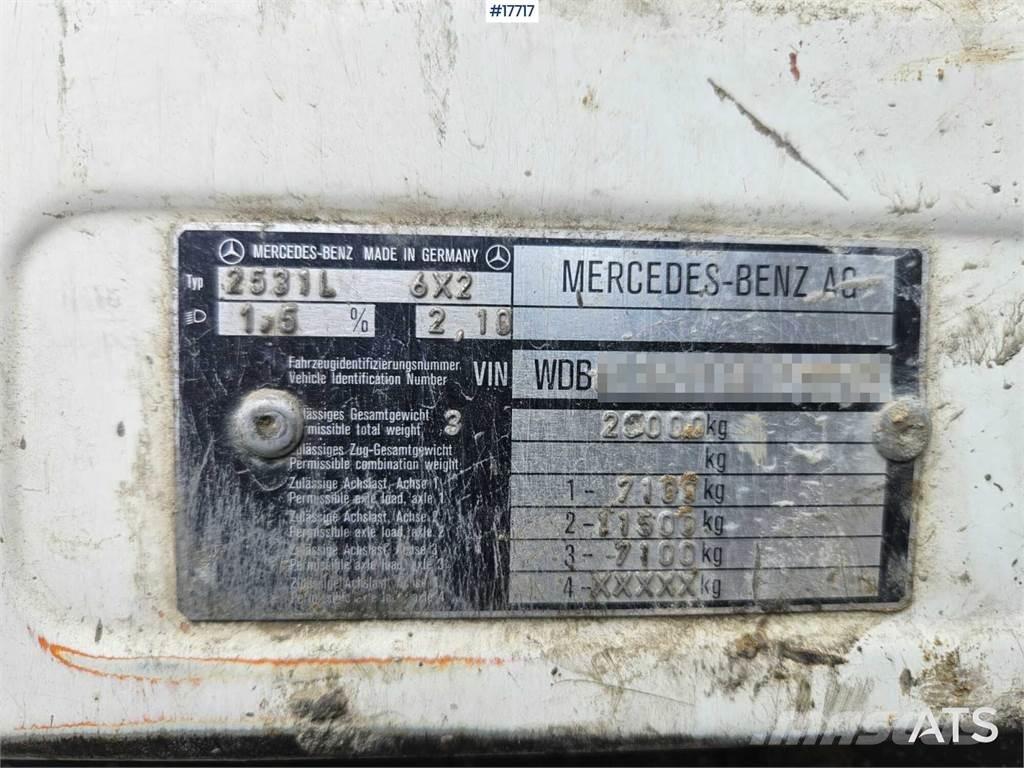 Mercedes-Benz 3734 Betong-/bruksblandare
