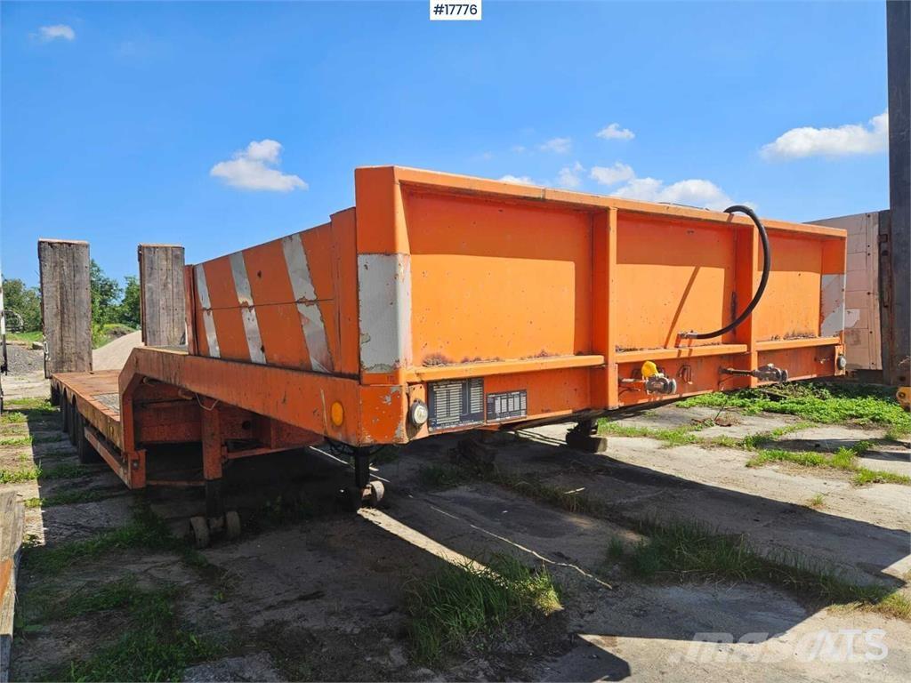Nooteboom OSD Låg lastande semi trailer