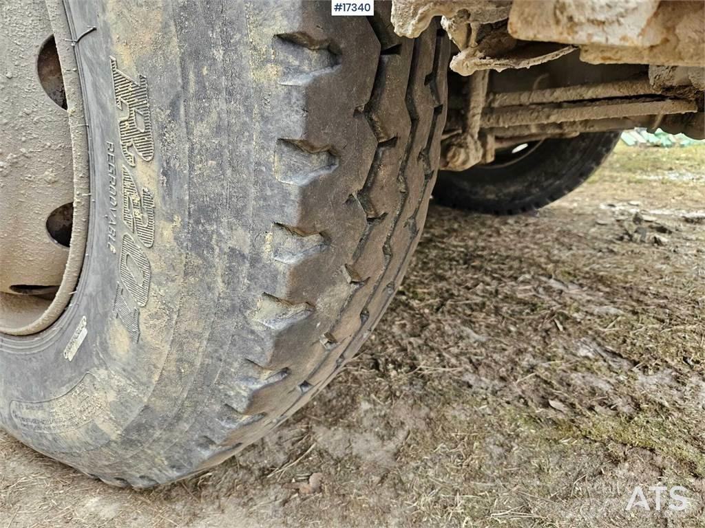 Volvo 420 8x4 Tippbilar
