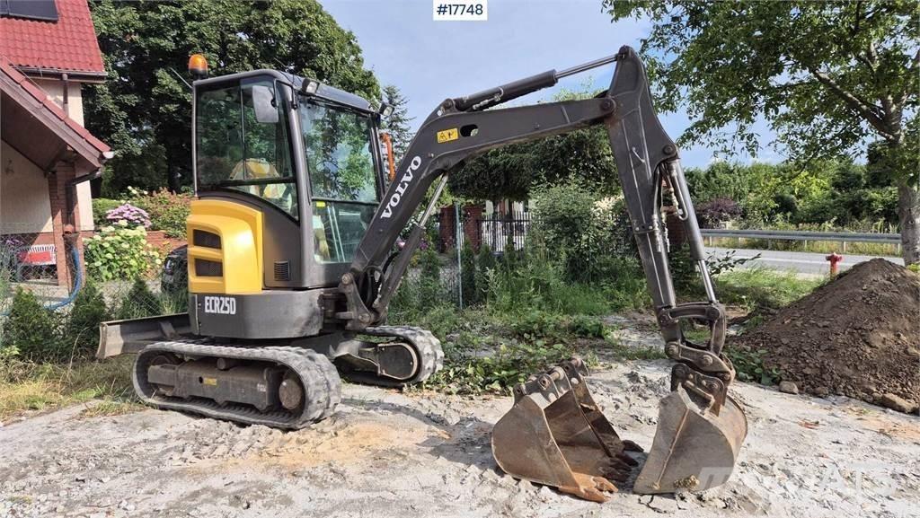 Volvo ECR25D Minigrävare < 7t