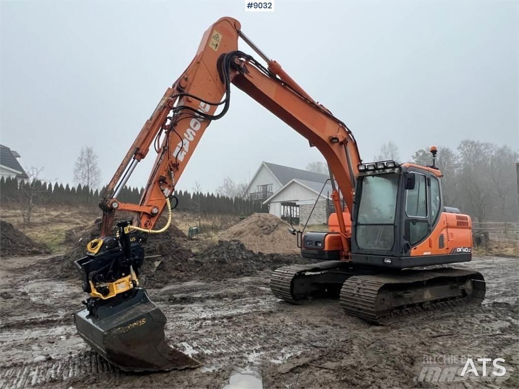 Doosan DX140LC Bandgrävare