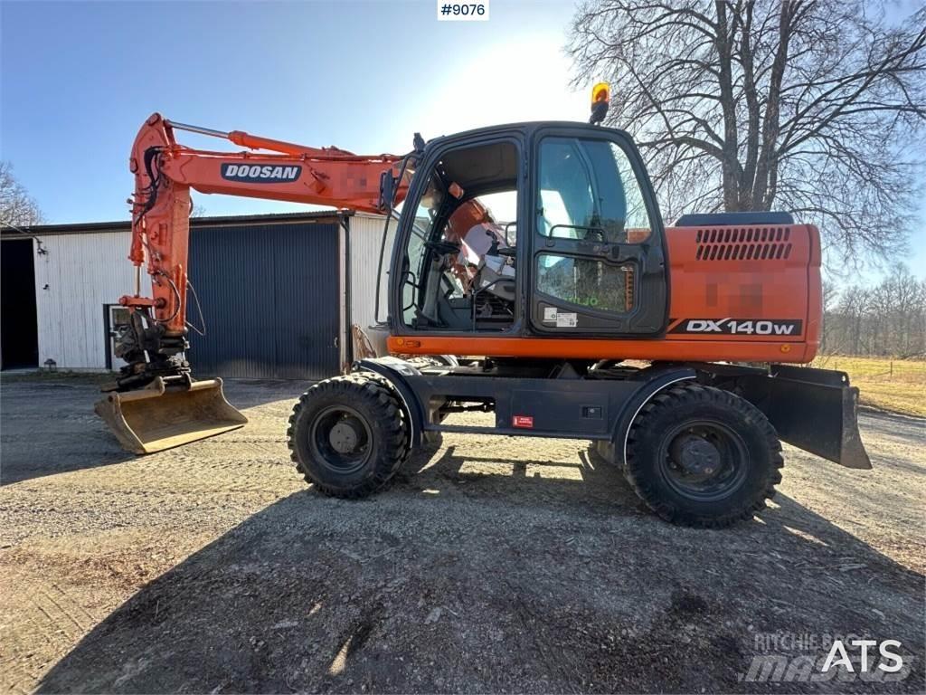 Doosan DX140W Hjulgrävare