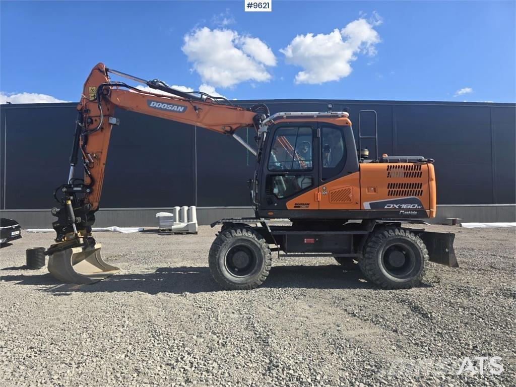 Doosan DX160W-5 Hjulgrävare