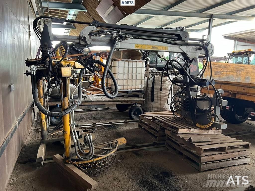  Hinnagårds T125B Asfaltsskärare