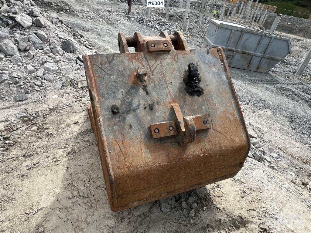Komatsu PC210LC-8 Bandgrävare