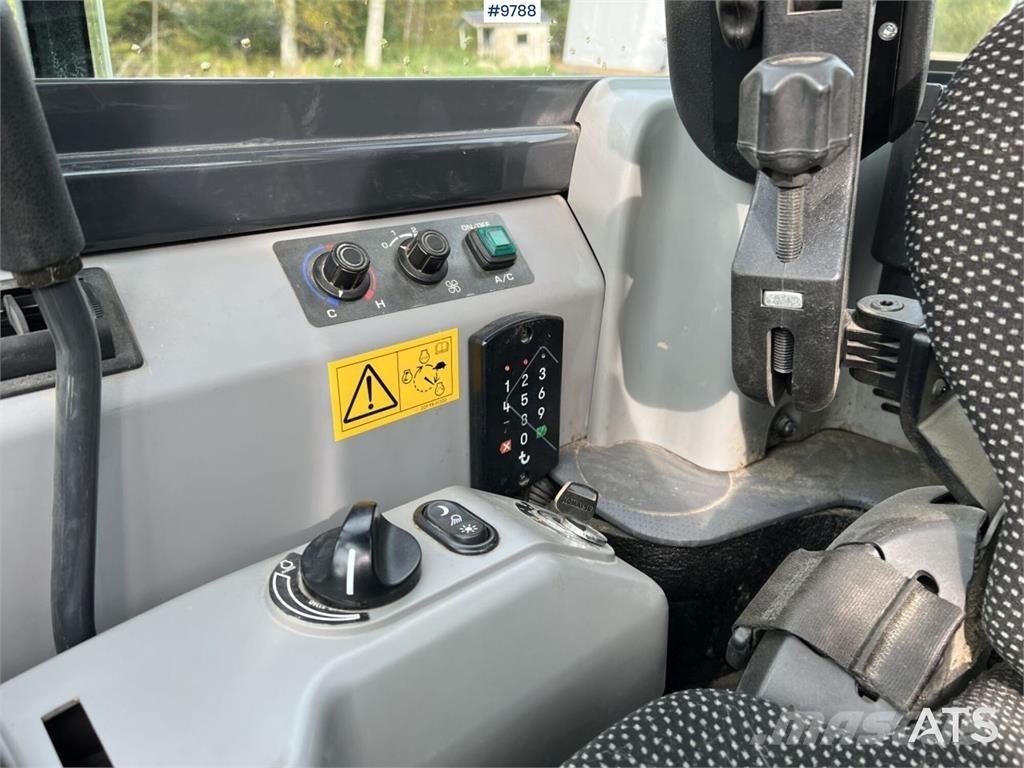 Komatsu PC55MR-5E0 Minigrävare < 7t