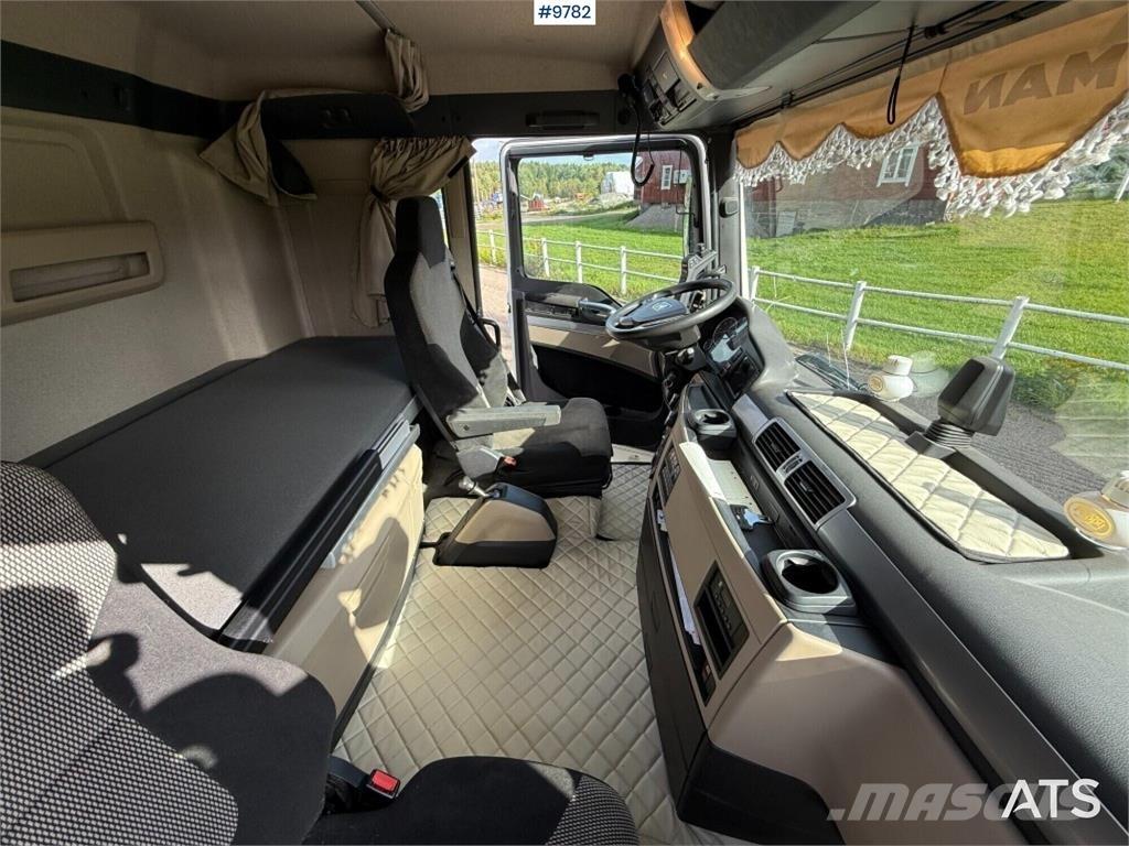 MAN TGX 26.500 6X2 Lastväxlare/Krokbilar