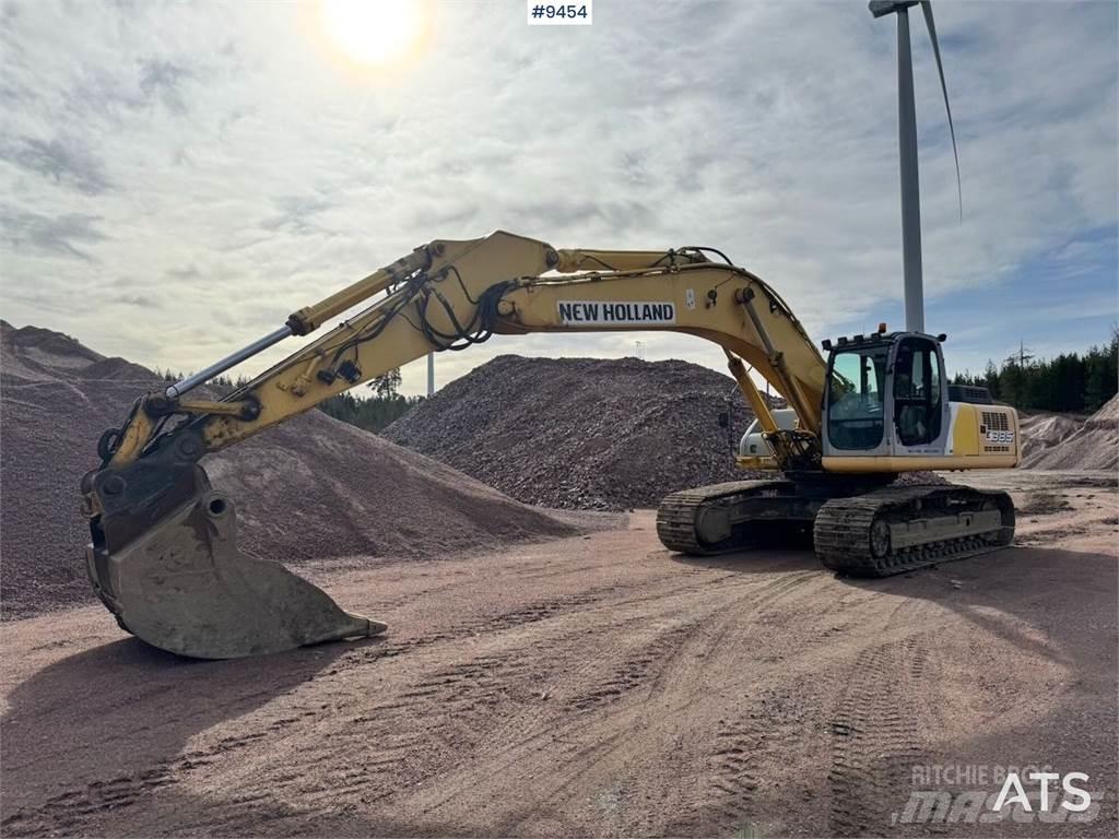 New Holland E385 Bandgrävare