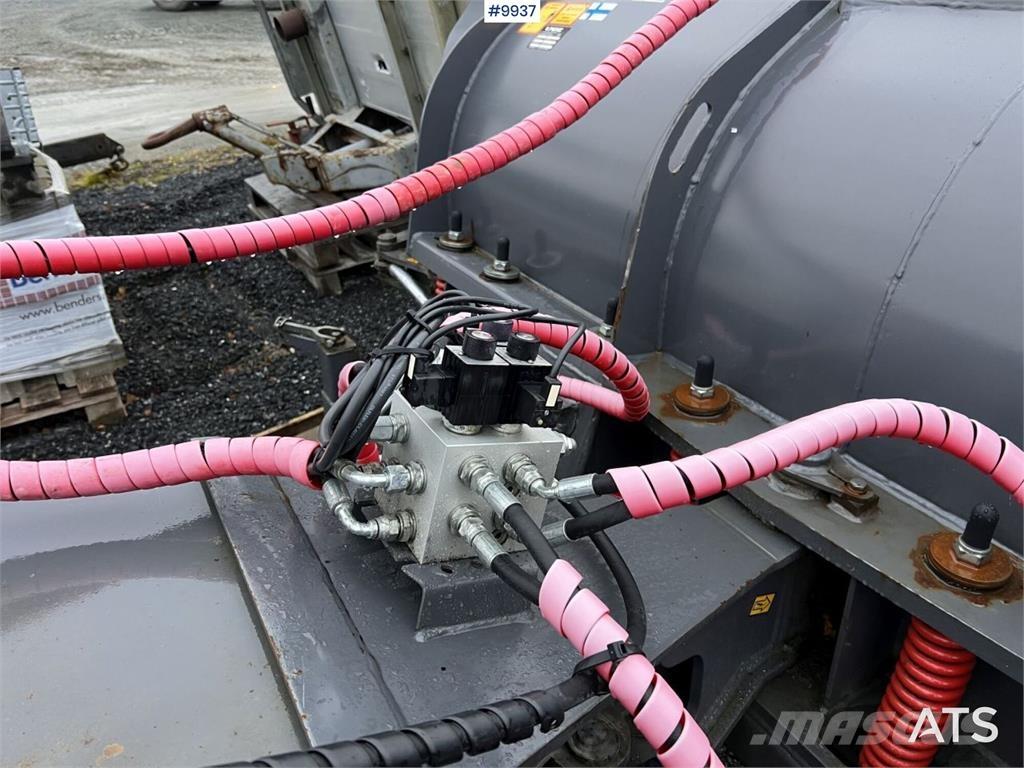 Pome JETI/ Volvo Plogar