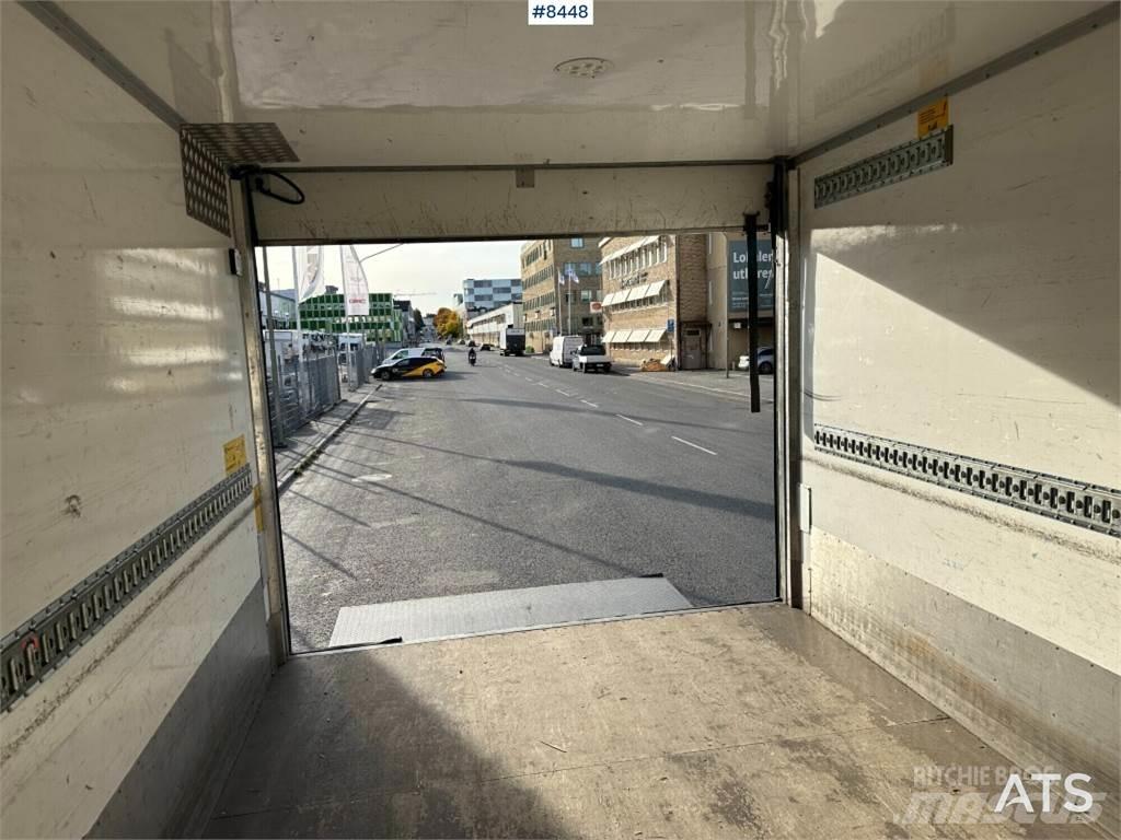 Scania P280B4X2NB Skåpbilar