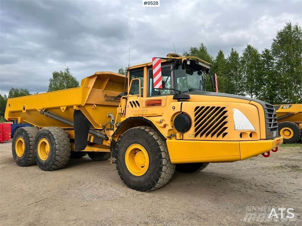 Volvo A25D Midjestyrd dumper