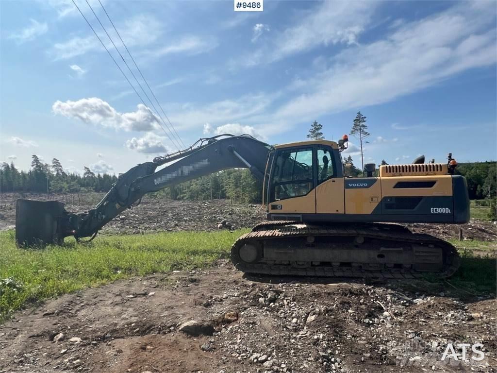 Volvo EC300DL Bandgrävare